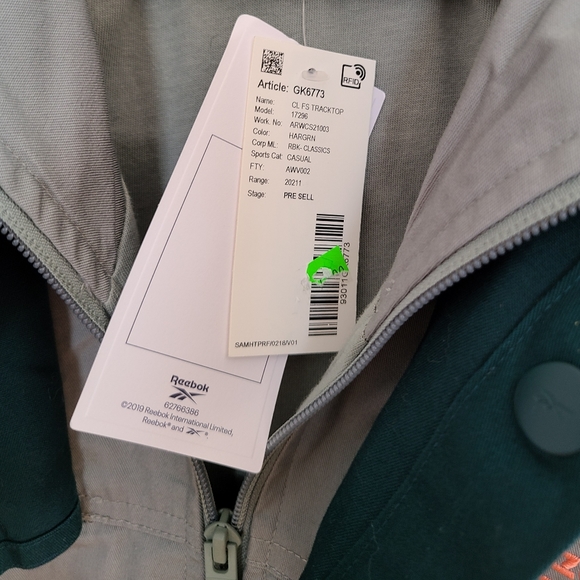 REEBOK - NWT cropped jacket - Picture 8 of 10